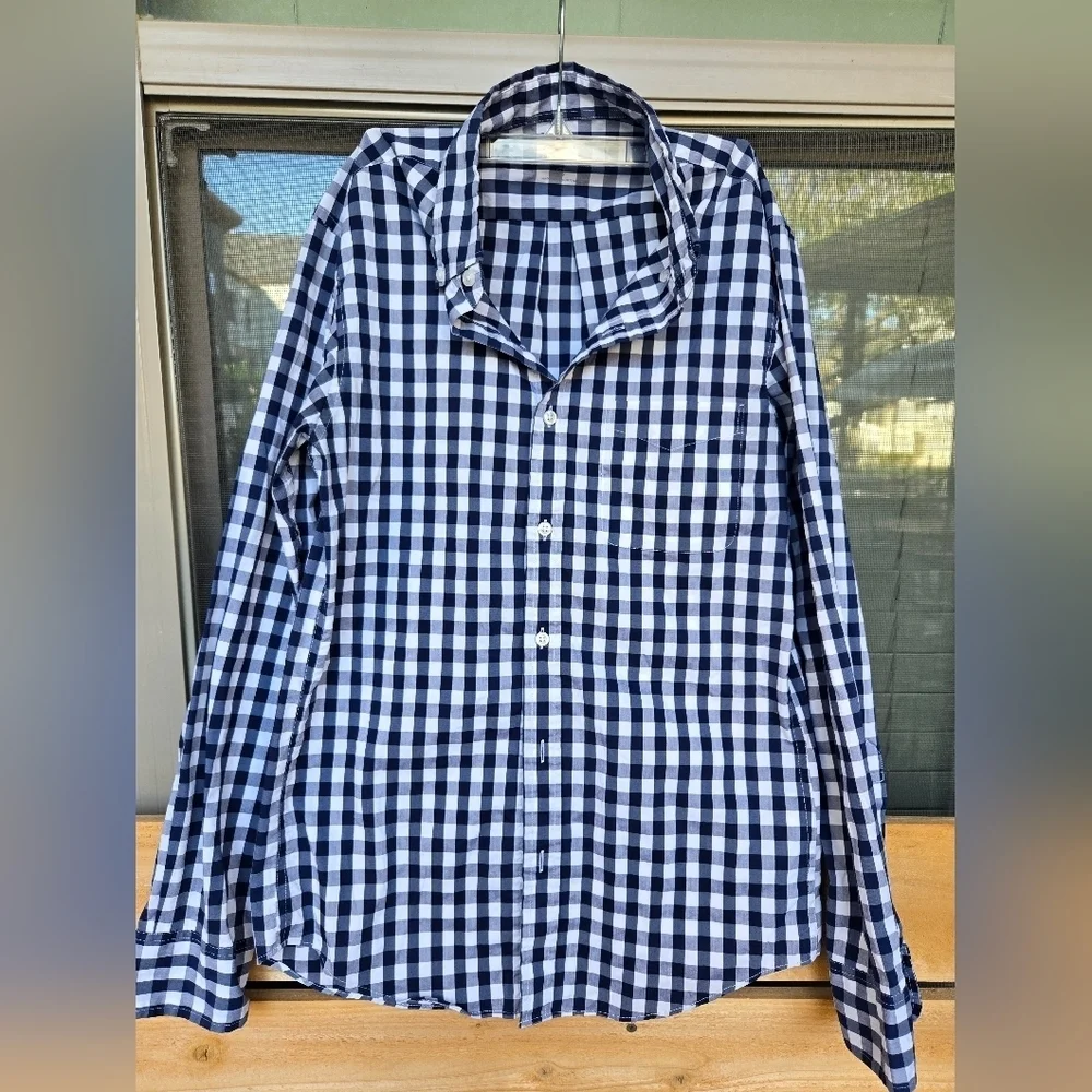 J. Crew Offshore Performance Button Down Plaid Blue And White Shirt Sz Small